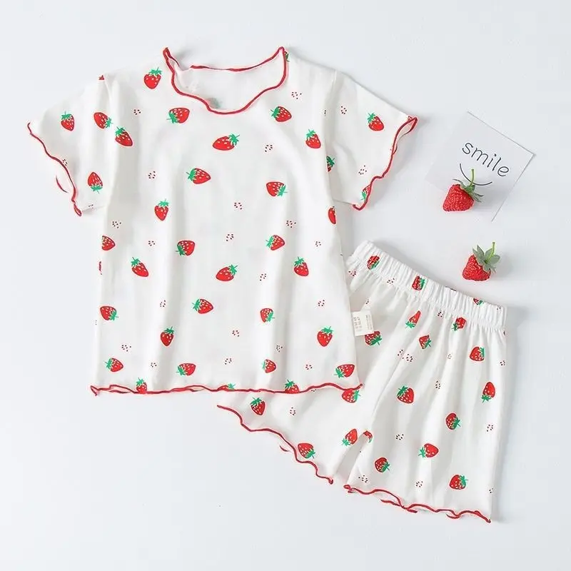 Girls Summer Pajama Set Strawb - Baby Sleep Suit recensie en prijs