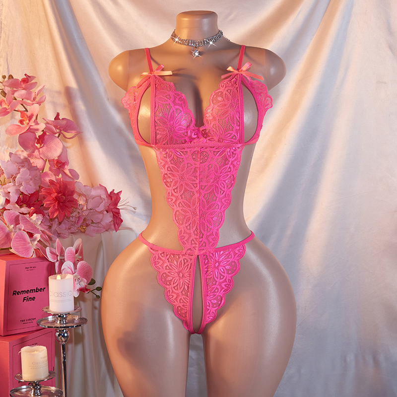 One-piece Hollow Rose Lace Tra - Baby Clothing Bundles recensie en prijs