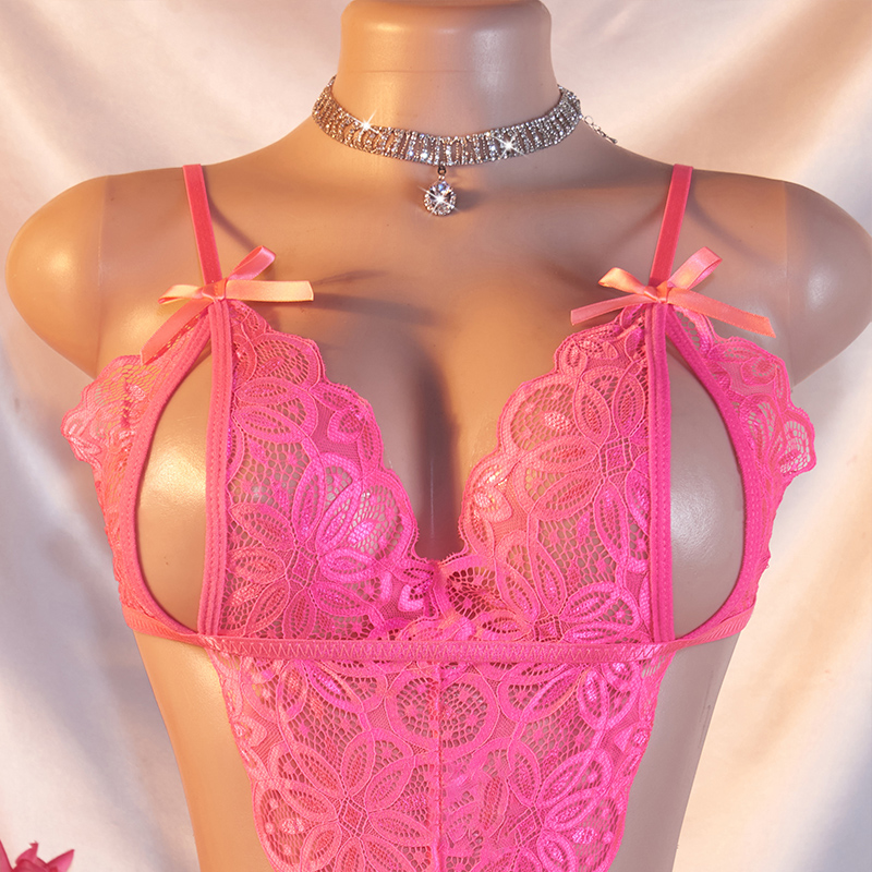 One-piece Hollow Rose Lace Tra - Baby Clothing Bundles recensie en prijs